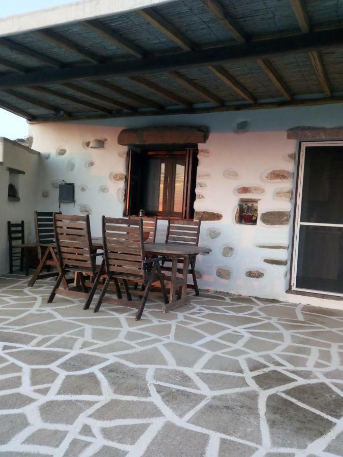 Traditional House Paros Sarakíniko Eksteriør bilde